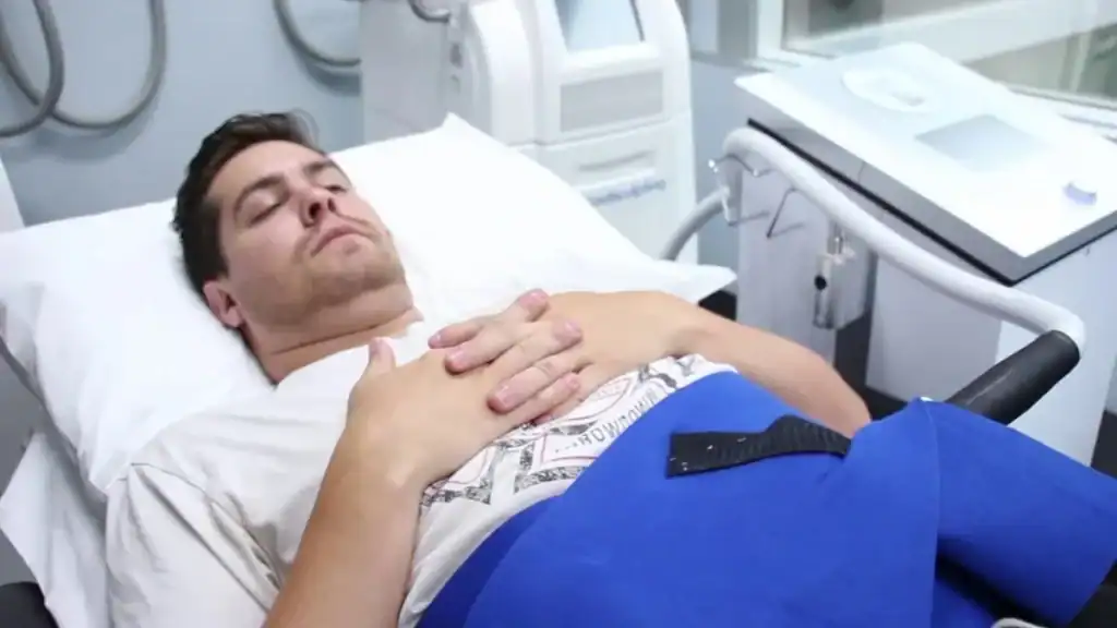 Transforming Bodies: Celebrity Success Stories and the Truth Behind Body Contouring 2 Image of male having body contouring Camberley treatment